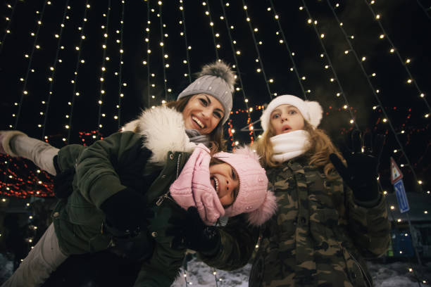 istock Family enjoying Christmas - Outdoor Christmas 1085588708