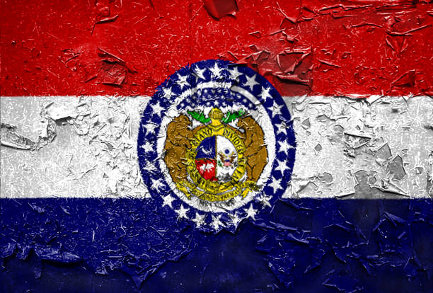 istock Missouri state Flag emblem on metallic texture 1085679508