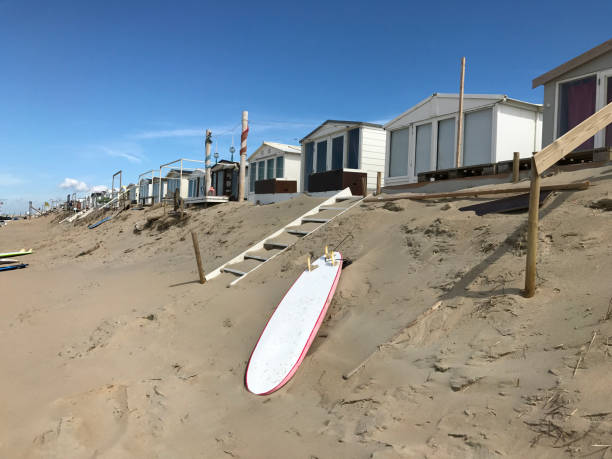 istock beach houses zandvoort 1085697704