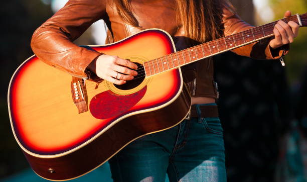 Guitarra de perto - foto de acervo