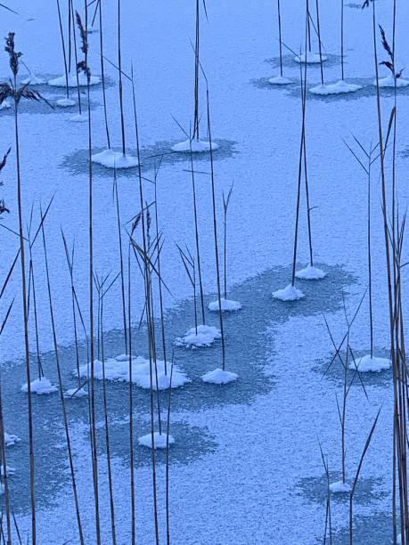 istock Frozen sea in the Karwendel mountains 1085767484