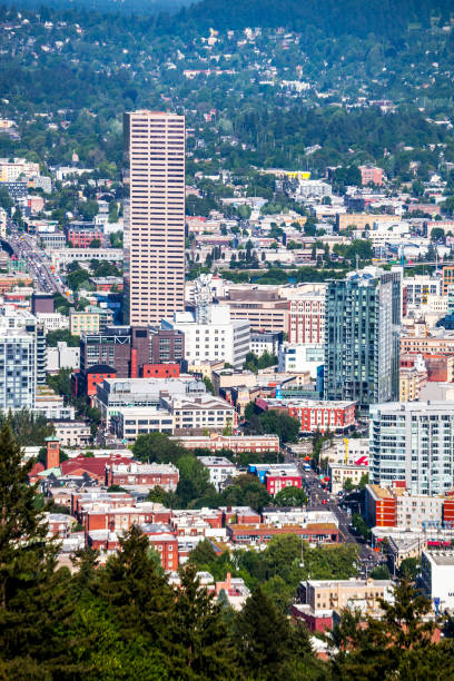 istock City view - Portland, Oregon 1085770926
