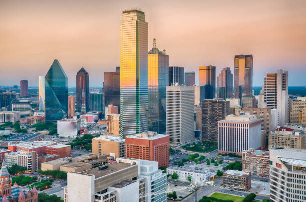istock Dallas City Skyline Sunset 1085786884