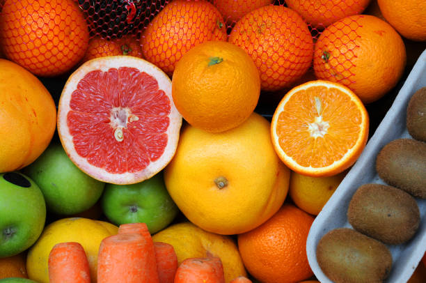 istock Fruits and Vegetables in Grocery Store 1085788420