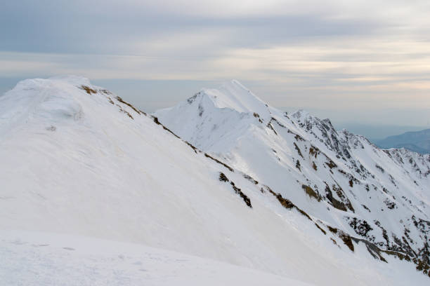 istock Mt.Daisen climbing in winter (Tottori) 1085878700