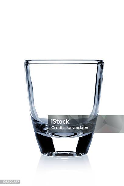 Photo libre de droit de Verre À Cocktail Collectionpetite Coup banque d'images et plus d'images libres de droit de En verre - En verre, Fond blanc, Image en couleur