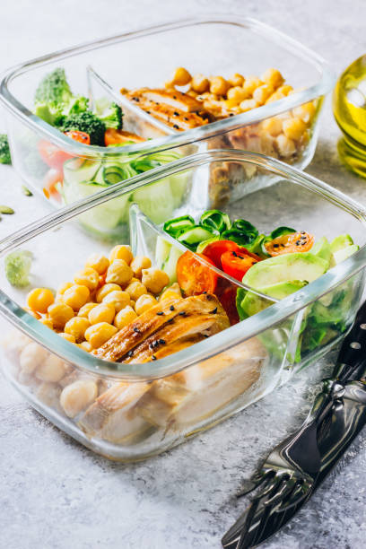 istock Healthy meal prep containers chicken and fresh vegetables. 1085967416