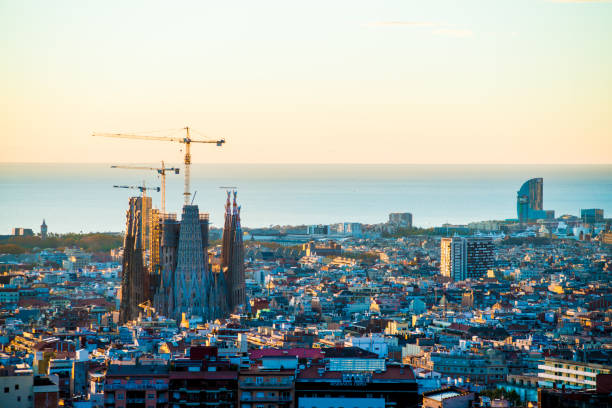istock La Sagrada Familia's construction in progress 1085994748