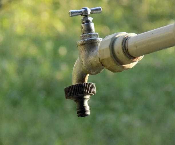 istock Water faucet without water 1086026710