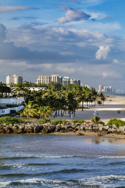 istock Seawall at Fort Lauderdale Beach 1086111518
