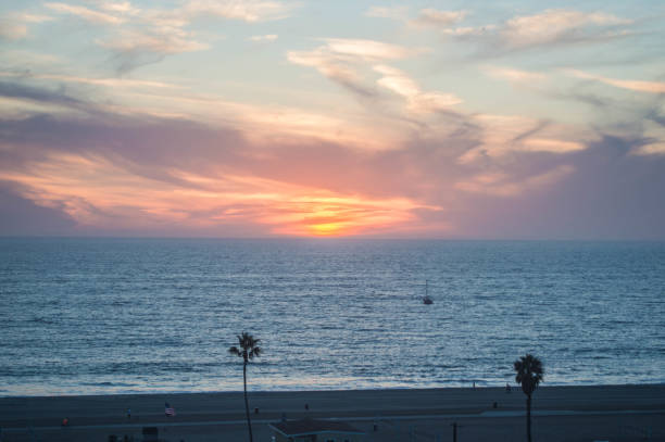 istock Sun sets over the Pacific Ocean in Playa del Rey, CA 1086118192