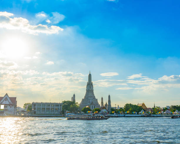 istock Thai temple (Wat Arun) with blue sky background at Bangkok, Thailand. 1086144970