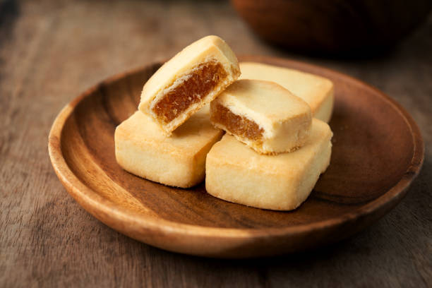 Pineapple cake, Taiwan famous dessert.