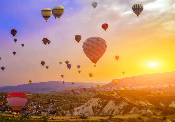istock Hot Air Balloon adventure Mountain 1086318348