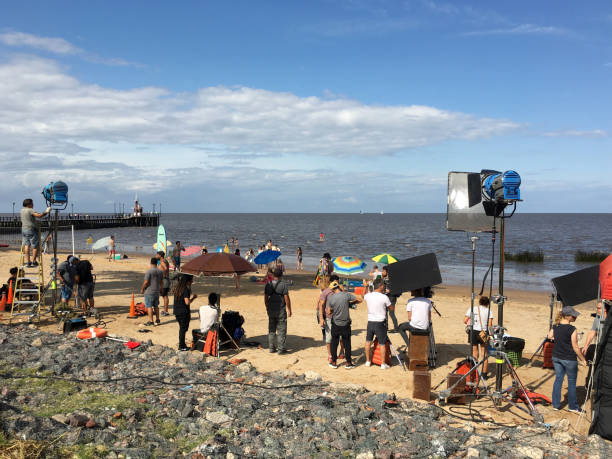 troupe cinematografica sulla pubblicità di riprese sul posto - rio de la plata foto e immagini stock