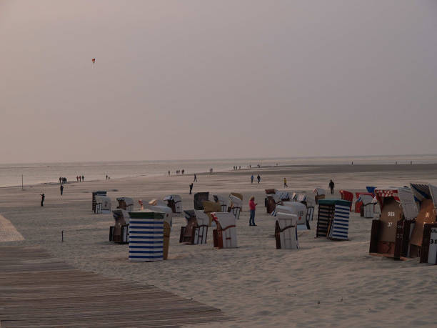 istock sundown at the north sea 1086347008