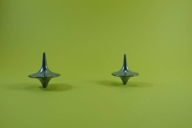 istock Balance Spinner inception toys spin 1086379448