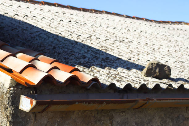 istock Close up of Brick and Asbestos Obsolete Roof 1086422778