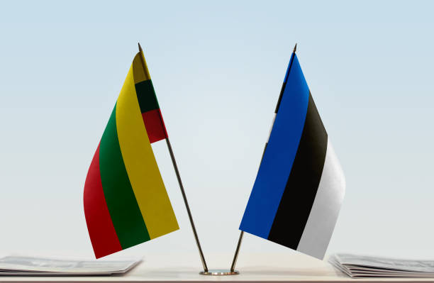 istock Flags of Lithuania and Estonia 1086430018