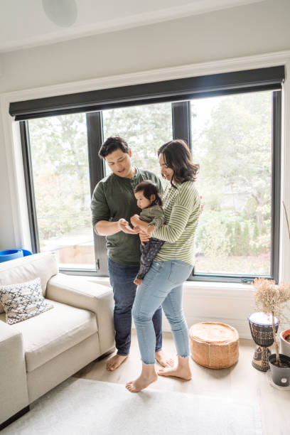 istock Toddler and her parents 1086492002