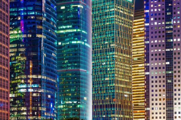 современные небоскребы / lujiazui, шанхай, китай - shanghai skyline night urban scene стоковые фото и изображения