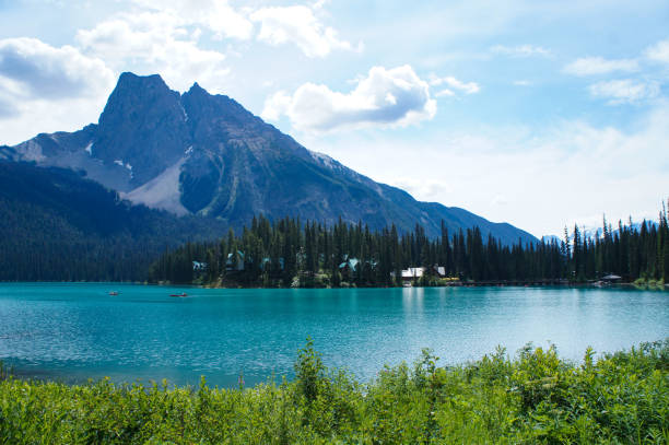 istock Emerald lake in Yoho national park 1086506488
