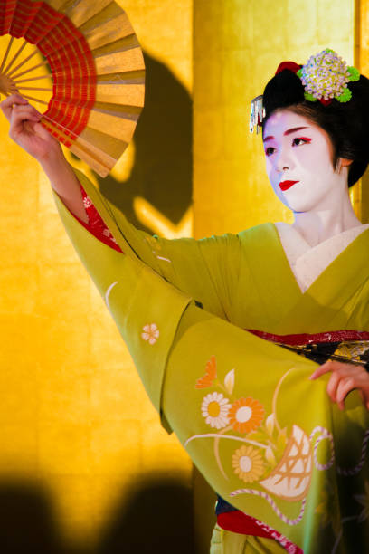 istock Geisha shows her performance in Japan 1086514780