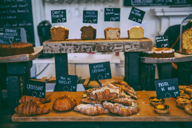 istock Freshly baked food in display cabinet at cafe 1086523070
