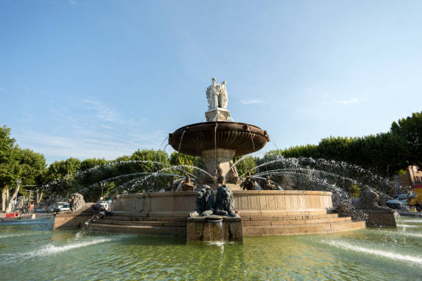 istock Fountain of the Rotunda- Aix En Provence 1086527116