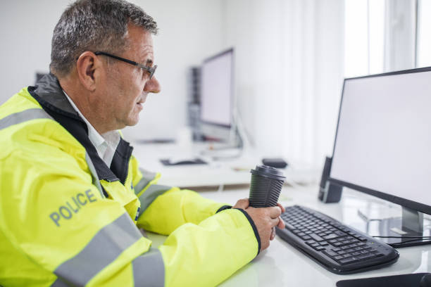 istock Coffee break for police officer 1086583712
