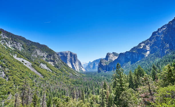 istock The most beautiful Yosemite National Park 1086605196