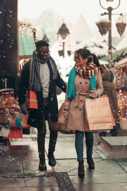 istock Christmas Shopping 1086666834