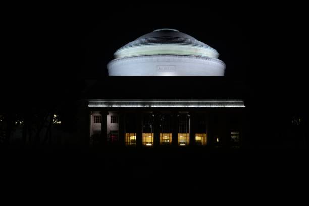 instituto tecnológico de massachusetts - mit - massachusetts institute of technology university massachusetts dome fotografías e imágenes de stock