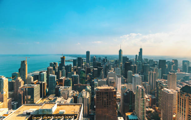 istock Chicago cityscape skyline toward sunset 1086742954