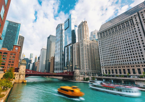 istock Chicago River with boats and traffic 1086743106