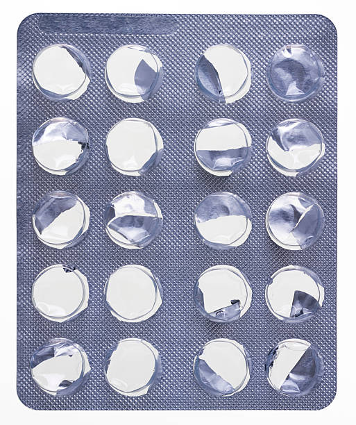 comprimés ampoule - blister pack pill medicine healthcare and medicine photos et images de collection