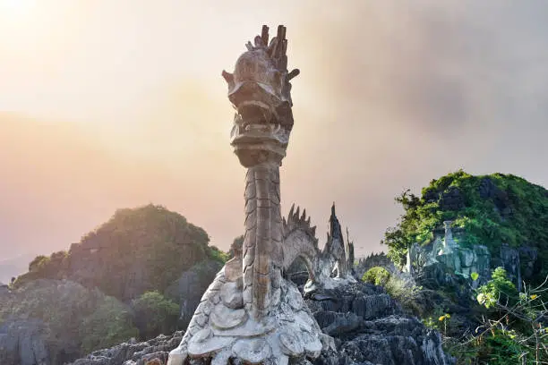 Photo of Mua Cave (Buy Cave mountain) dragon view in Ninh Binh, VietNam