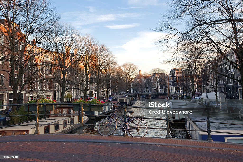 Vue sur les canaux d'Amsterdam - Photo de Amsterdam libre de droits