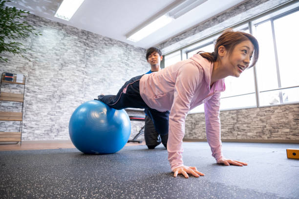 istock Stretching at the sports gym 1086925314