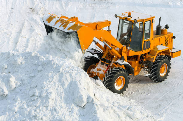 istock Clearing snow drifts 1086946594