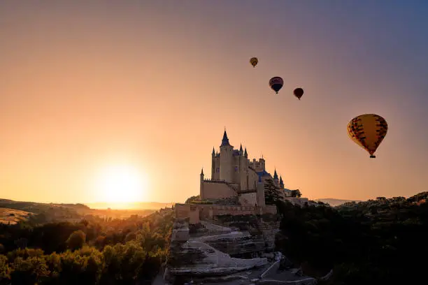 Sunrise in Segovia with ballons