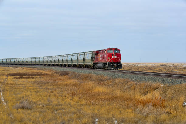 canadian pacific - alberta medicine hat canada day fotografías e imágenes de stock