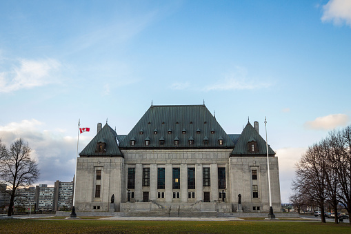 Edificio principal y sede de la Corte Suprema de Canadá, en Ottawa, Ontario. También conocido como SCOC, es el máximo órgano de Justicia de Canadá photo