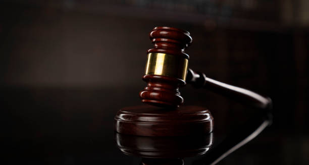 istock Auction symbol - gavel. 1087140522