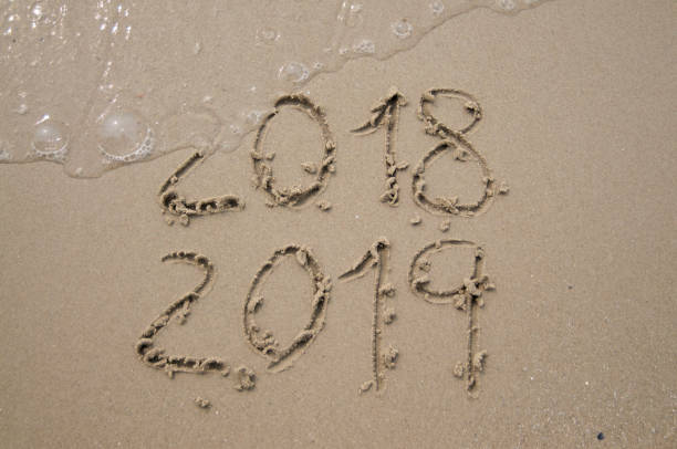 istock 2018/2019 New years eve and transition 1087236662