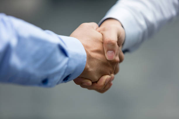 istock Business deal 1087246416