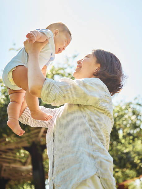 istock Japanese Mother and Baby 1087318624