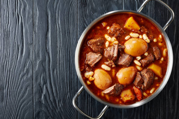 istock Jewish Cholent Hamin main dish for the Shabbat 1087343018
