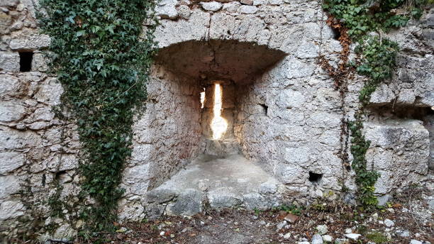 istock Stone wall opening on old castle ruins 1087434612