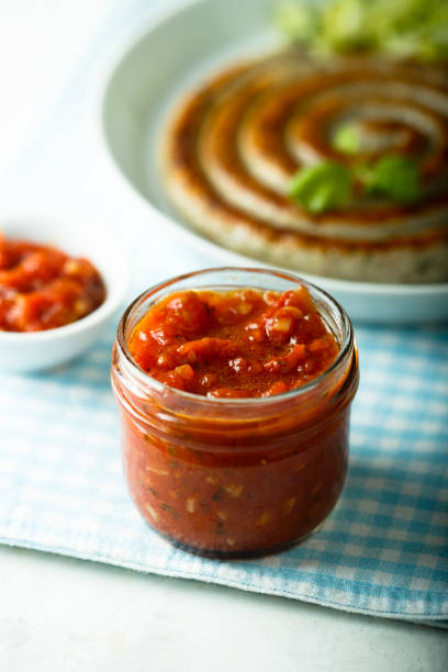 tomaten-sauce - relish stock-fotos und bilder